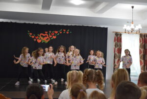 Roztańczony koncert dla Mamy i Taty