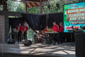 Filmowy i taneczny Amfiteatr w Korzennej 27-28 lipca